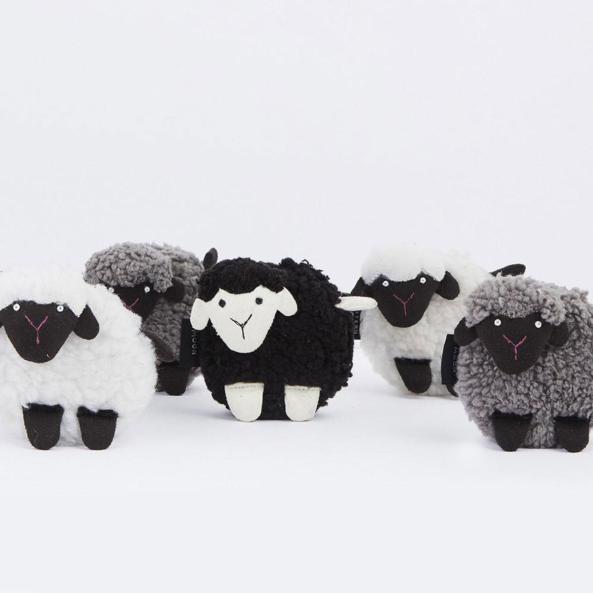 Lantern Moon Tape Measures - Merino (White Sheep) - Extra Image