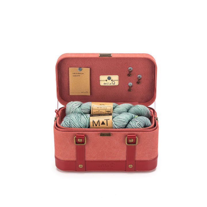 della Q Maker's Train Case - Canyon Rose - Extra Image