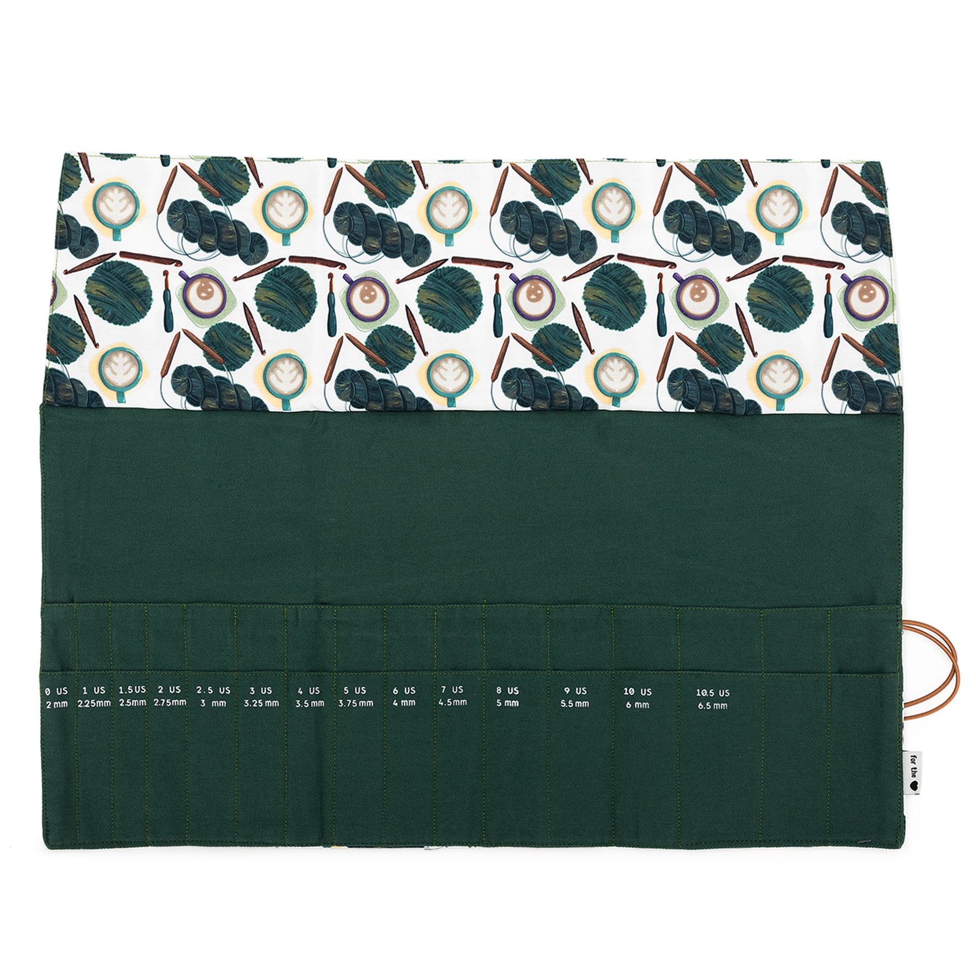della Q Double Point Roll - 158-1 - Fabric Print Collection - Coffee and Yarn Green - Zoom Image
