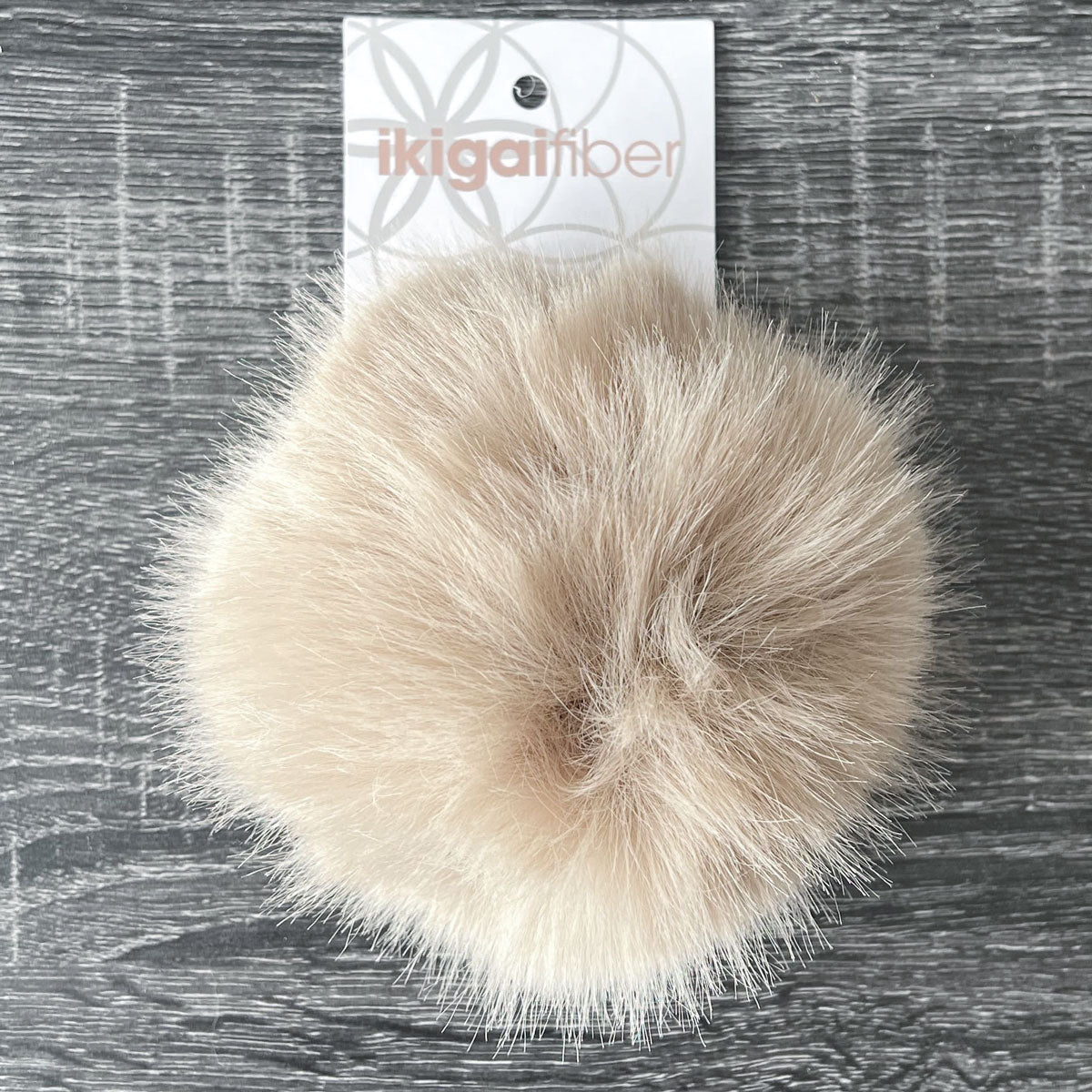 Ikigai Fiber Faux Luxe Pom Poms - Xl Lux Beige - Extra Image
