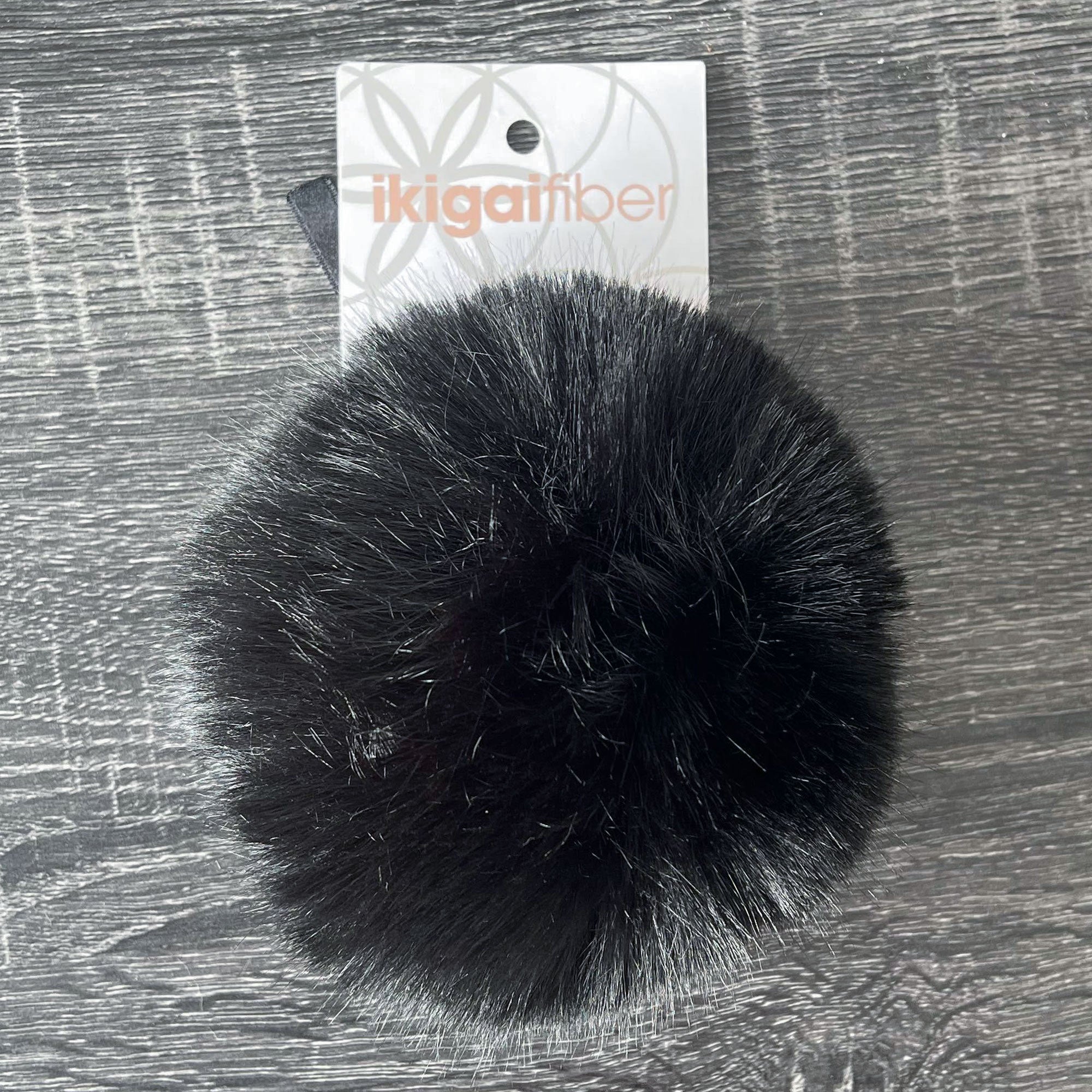 Ikigai Fiber Faux Luxe Pom Poms - XL Lux Black - Zoom Image