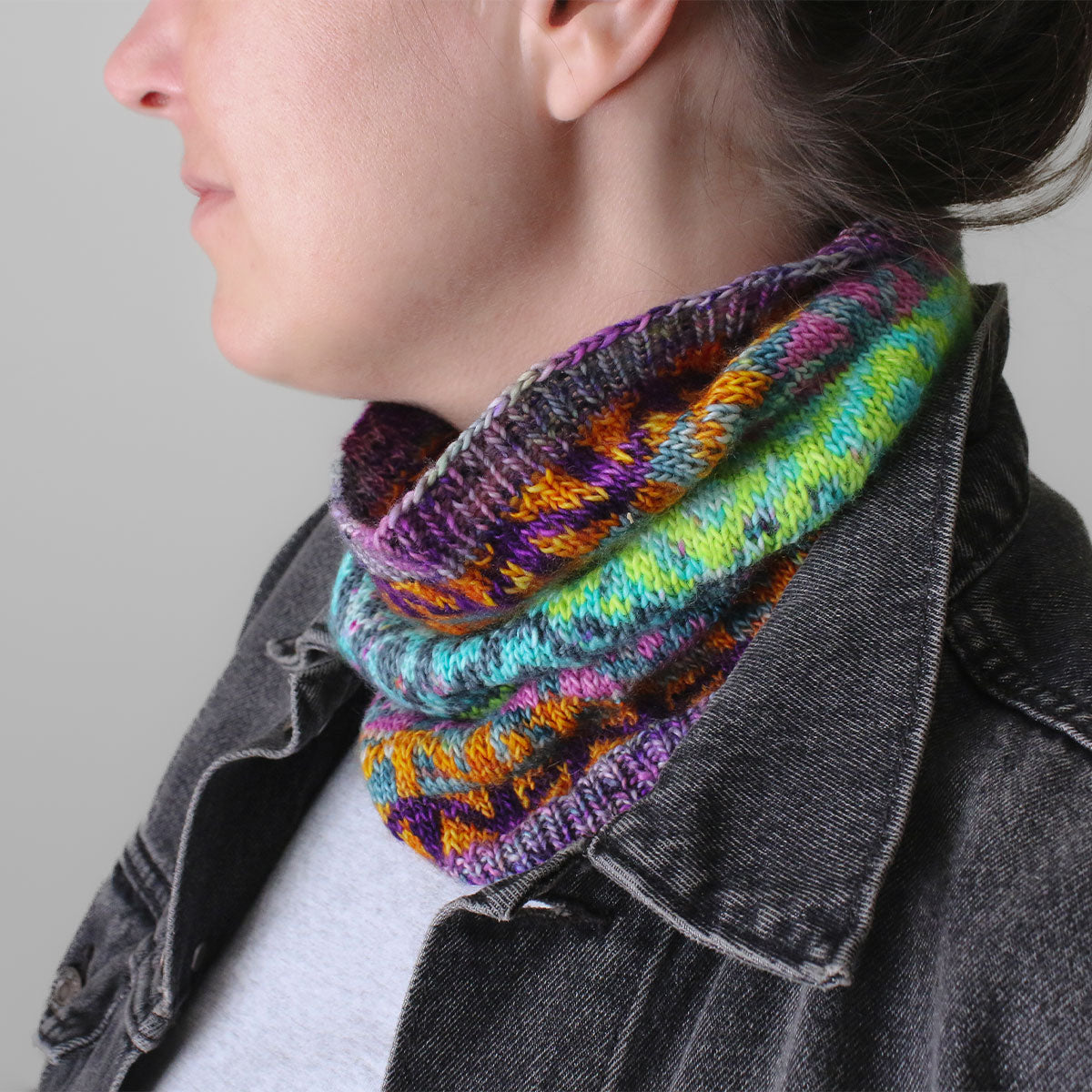 Madelinetosh Tosh Kits - Motley Hoof UT Cowl Kit - Extra Image