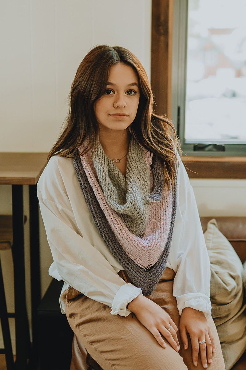 Yarn Citizen Olosa Shawl Kit - Extra Image
