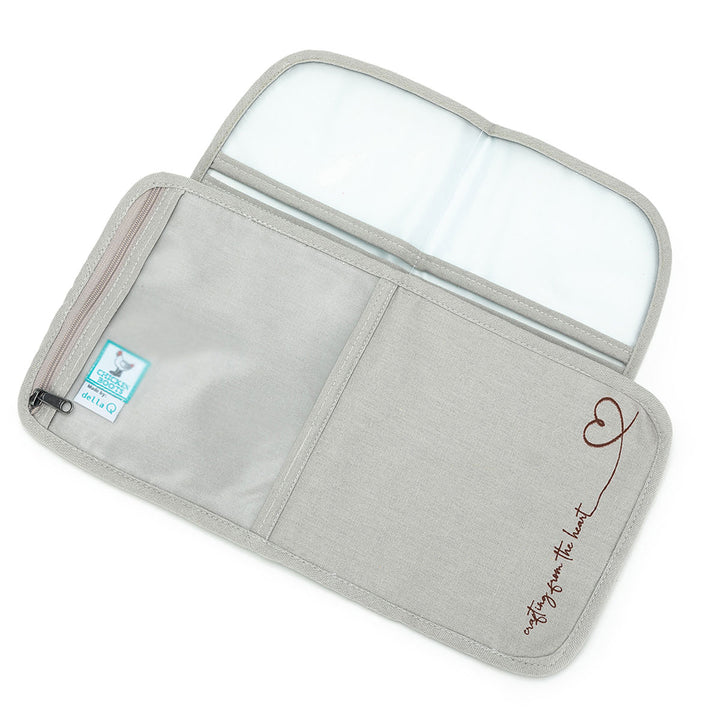 della Q Chicken Boots Interchangeable Needle Case - *Linen - Wine - Extra Image