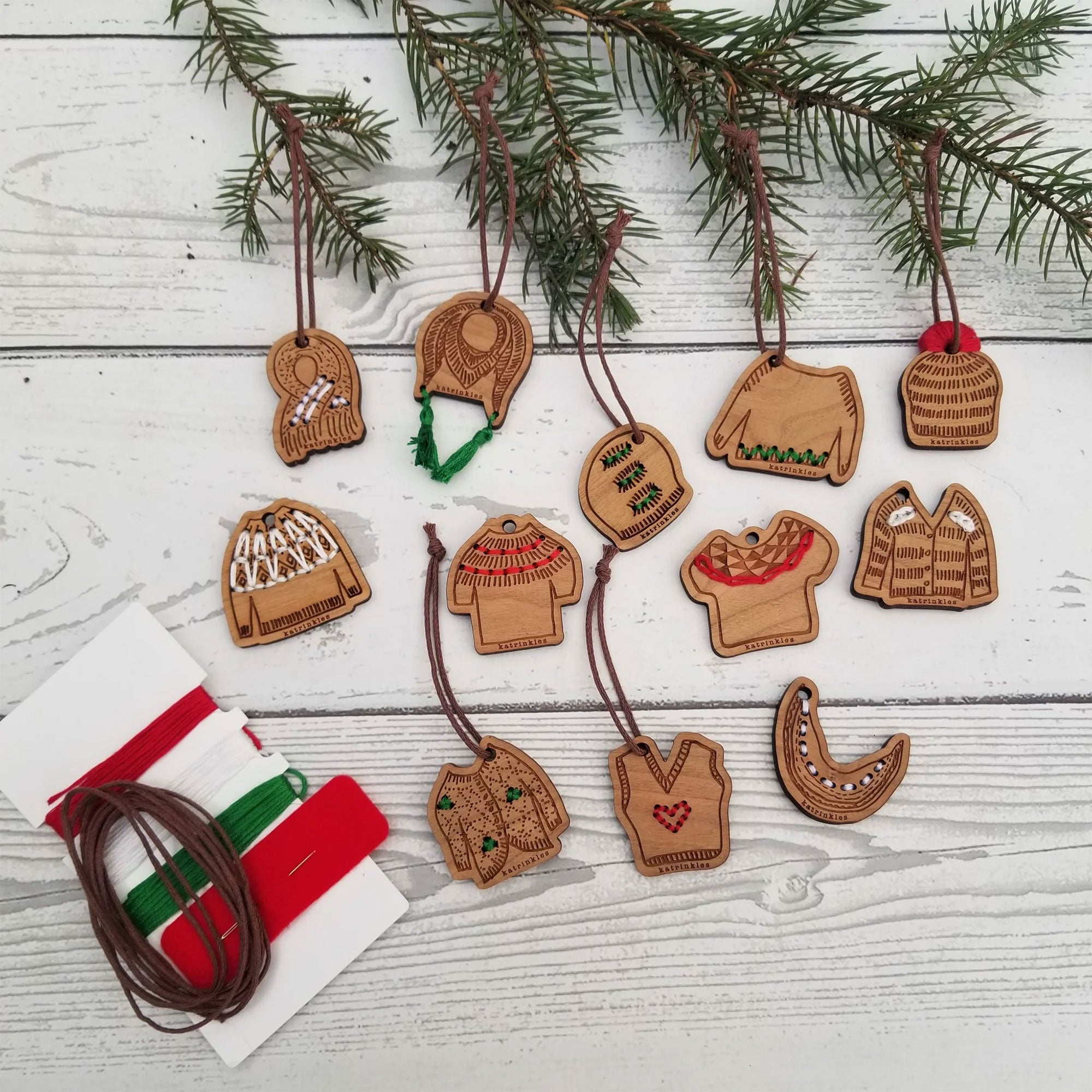 Katrinkles - 12 Days of Stitchable Ornaments Set - Zoom Image
