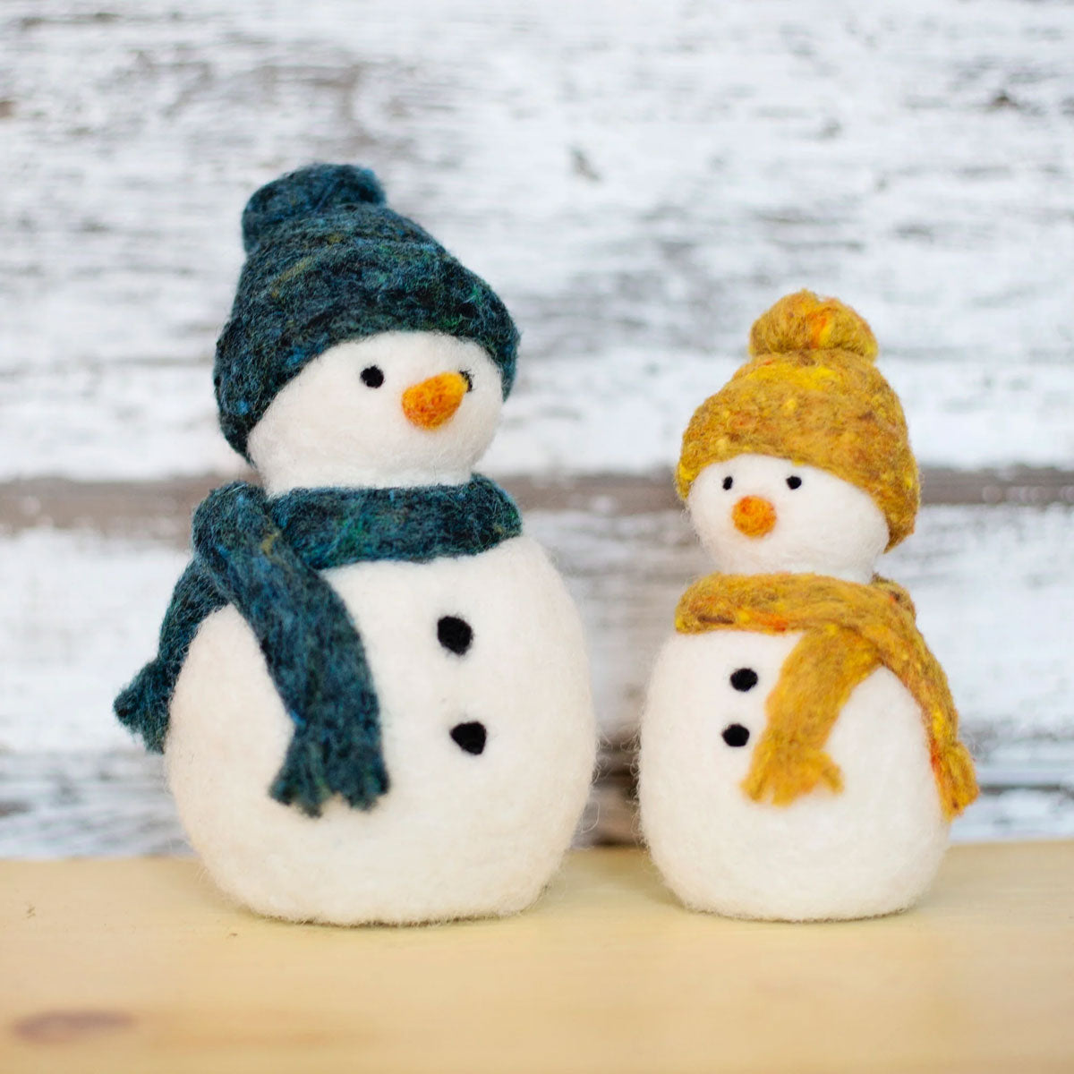 Felted Sky Sculpting With Wool Needle Felting Kits - Snowmen - Extra Image
