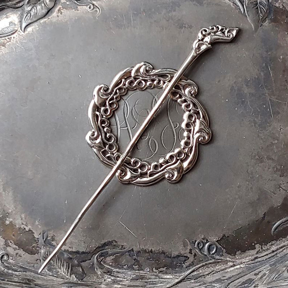 JUL Shawl Pins and Sticks - Waterfall Shawl Pin - Extra Image
