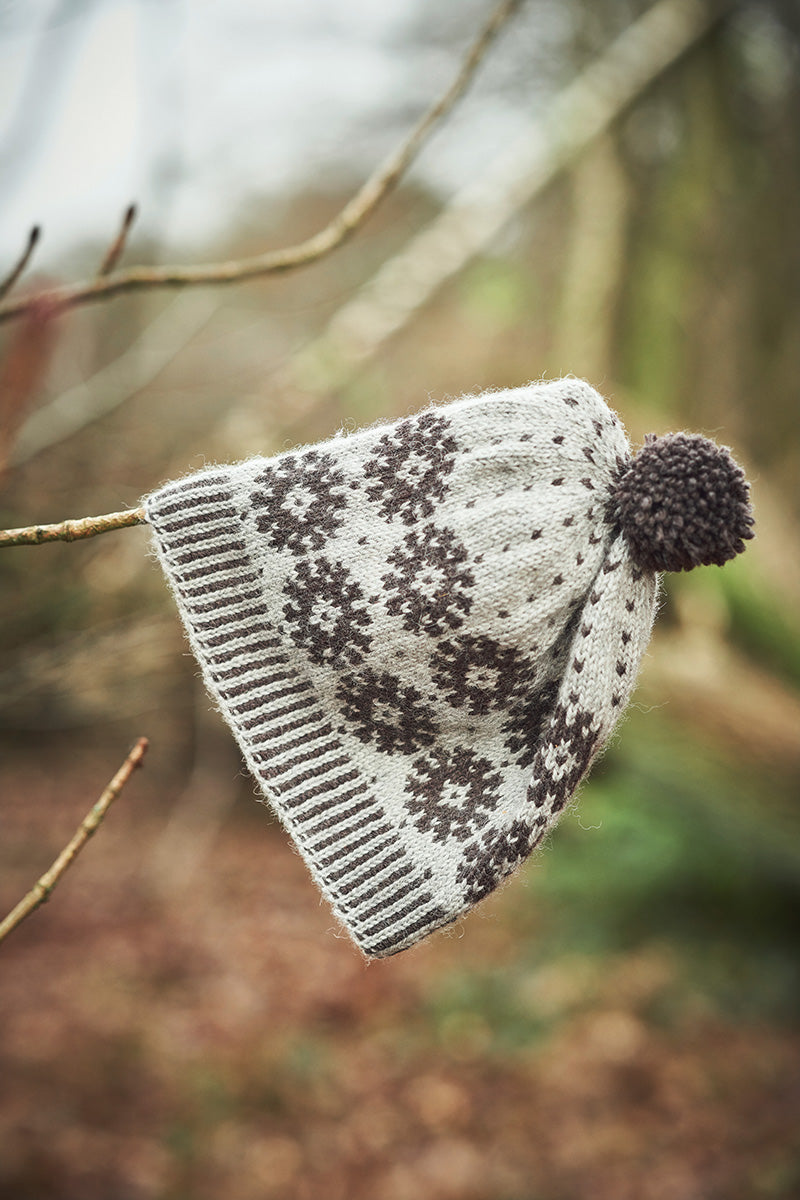 Rowan Carousel by Martin Storey PDF Patterns - Daystar Hat - PDF Download - Extra Image
