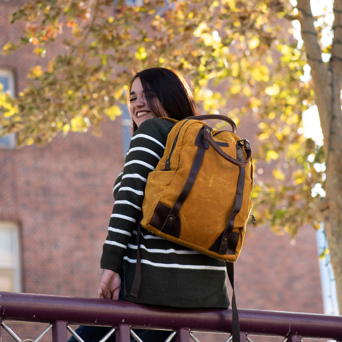 della Q Maker's Canvas Backpack - Mustard - Extra Image