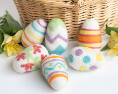 Felted Sky Sculpting With Wool Needle Felting Kits - Easter Eggs