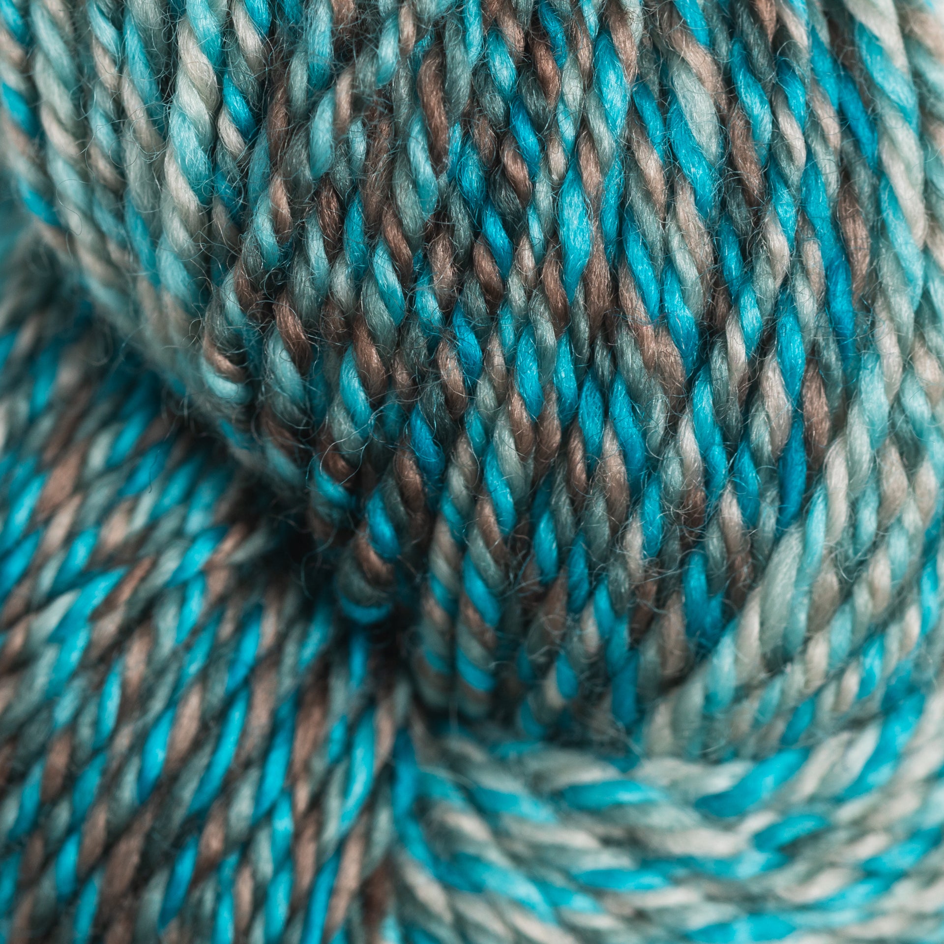 Urth Yarns Spiral Grain Yarn - Silver Fir
