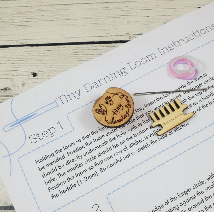 Katrinkles Darning and Mending - Tiny Darning Loom Kit
