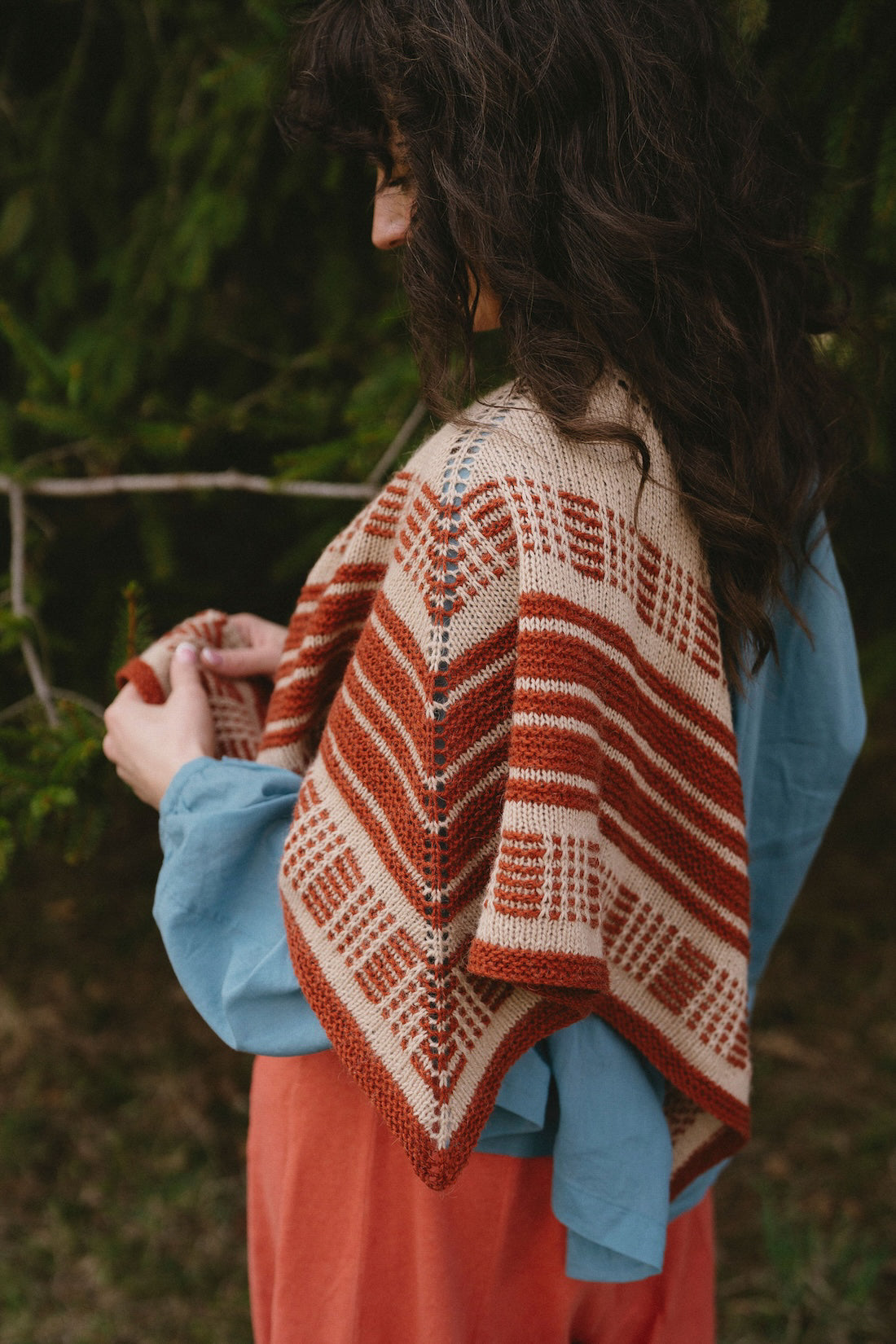 Laine Magazine Olga Putano  Books - Field Notes: 20 Textured Knits for Everyday Beauty
